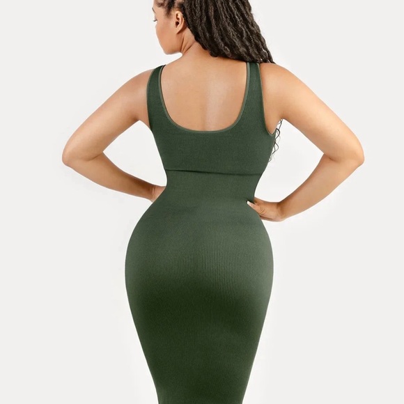 Elegant Olive Green Maxi Dress - Picture 3 of 5